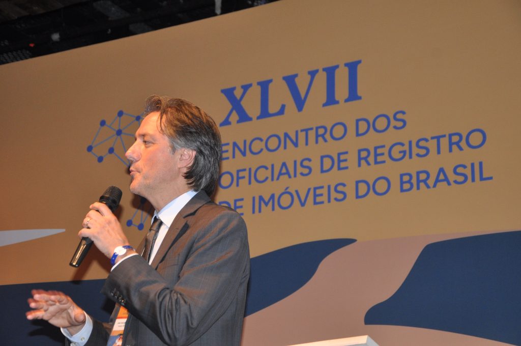 Encerramento do XLVII Encontro dos Oficiais de Registro de Imóveis do Brasil termina em alto estilo