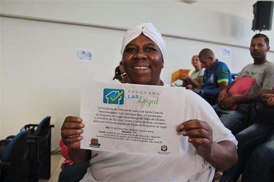 Regularização fundiária em alta: novas leis, títulos entregues e vidas transformadas